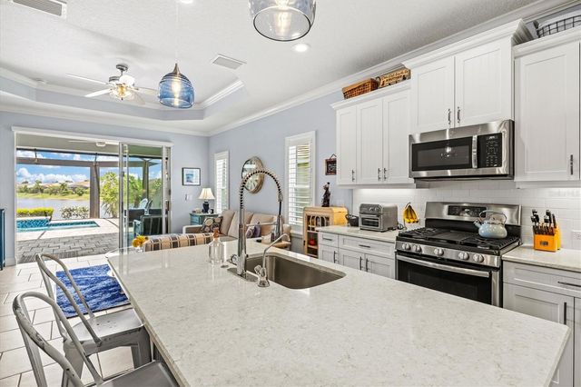 12733 COASTAL BREEZE WAY, Bradenton, FL 34211