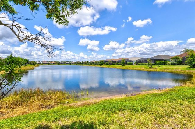 12733 COASTAL BREEZE WAY, Bradenton, FL 34211