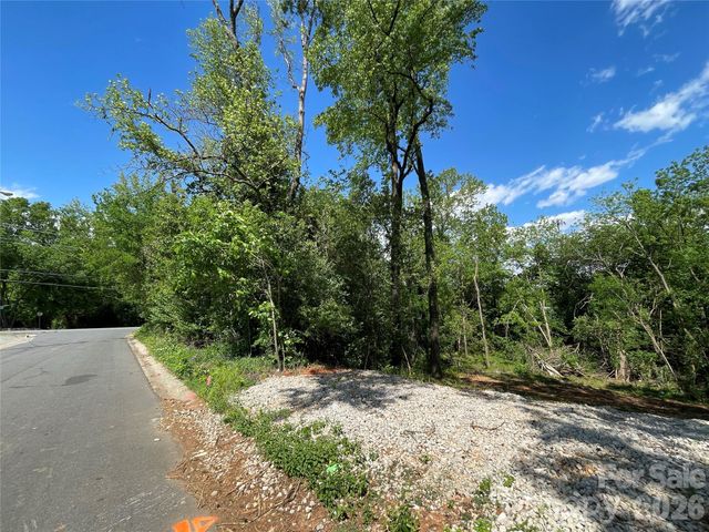 2913 Morning Drive, Charlotte, NC 28208