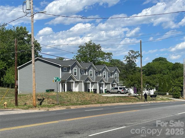 2913 Morning Drive, Charlotte, NC 28208