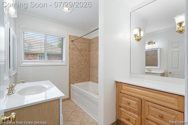 620 Neff Road, Grosse Pointe, MI 48230