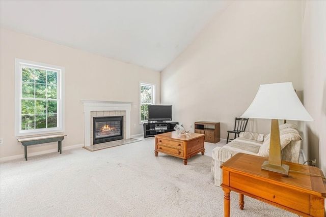 27 Cross Wind, Plymouth, MA 02360
