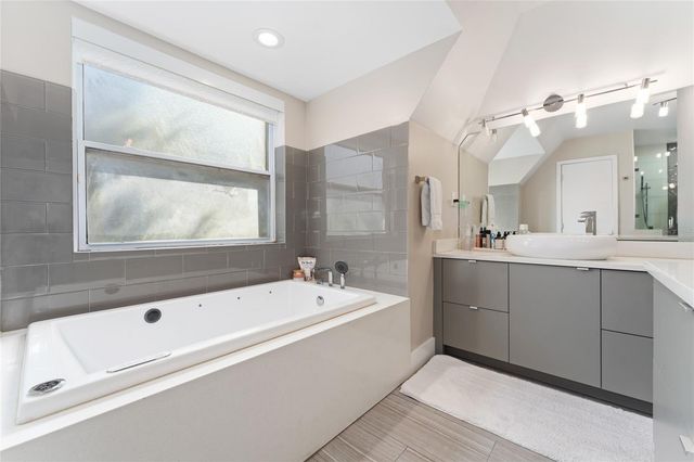 606 E 6TH AVENUE, Windermere, FL 34786