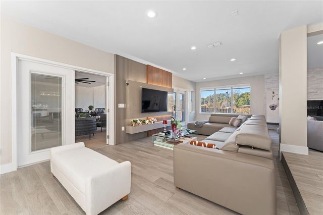 606 E 6TH AVENUE, Windermere, FL 34786