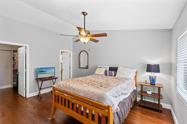 1049 DISHMAN LOOP, Oviedo, FL 32765