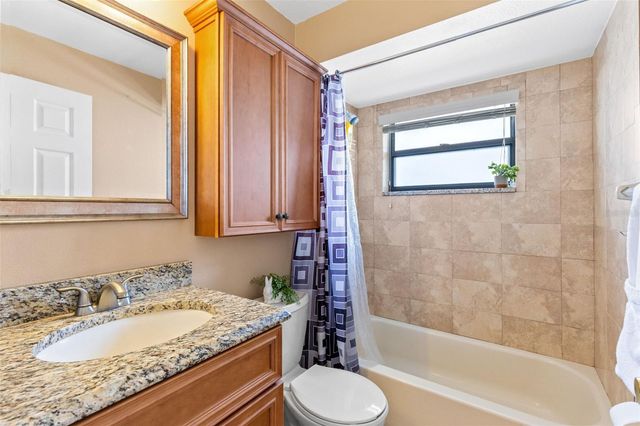 1049 DISHMAN LOOP, Oviedo, FL 32765