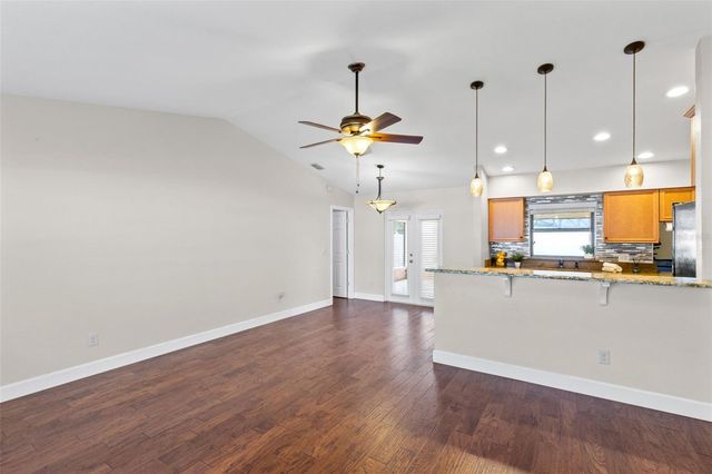 1049 DISHMAN LOOP, Oviedo, FL 32765