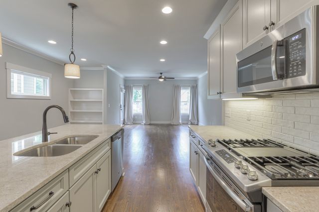 1923A 14th Ave, N, Nashville, TN 37208