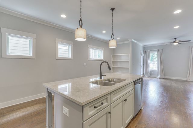 1923A 14th Ave, N, Nashville, TN 37208