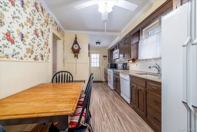 16 Denton Court, Rockville Centre, NY 11570