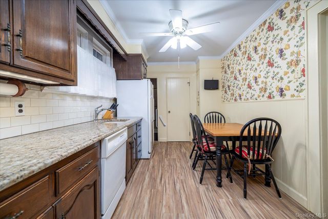 16 Denton Court, Rockville Centre, NY 11570