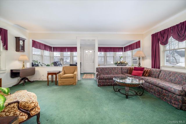 16 Denton Court, Rockville Centre, NY 11570