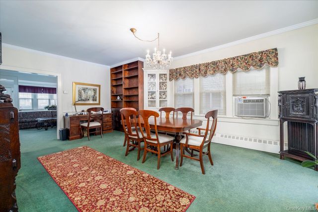 16 Denton Court, Rockville Centre, NY 11570