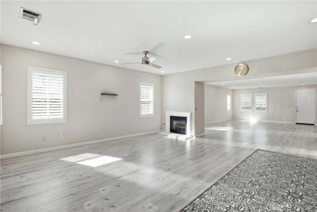 558 Calderone, Corona, CA 92879