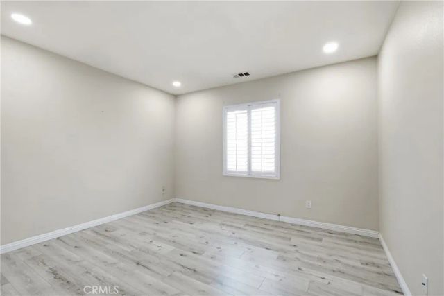 558 Calderone, Corona, CA 92879
