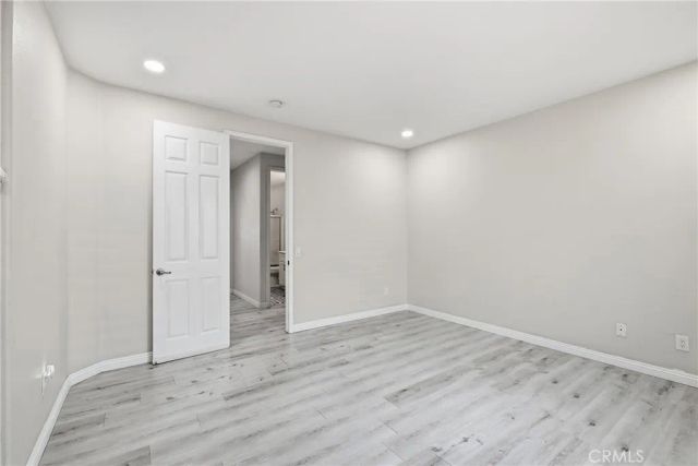 558 Calderone, Corona, CA 92879