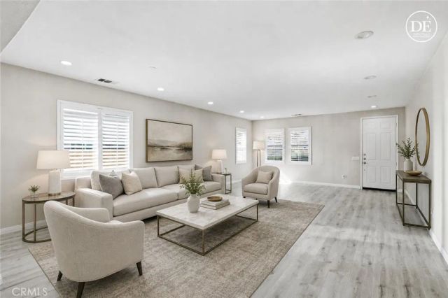 558 Calderone, Corona, CA 92879