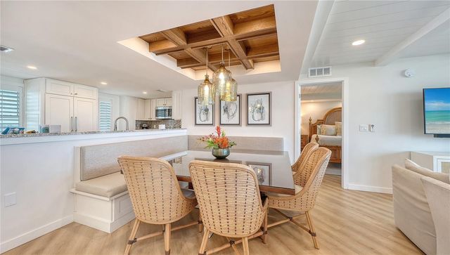 6300 MIDNIGHT PASS ROAD 809, Sarasota, FL 34242