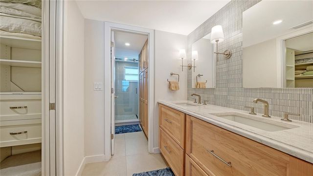 6300 MIDNIGHT PASS ROAD 809, Sarasota, FL 34242
