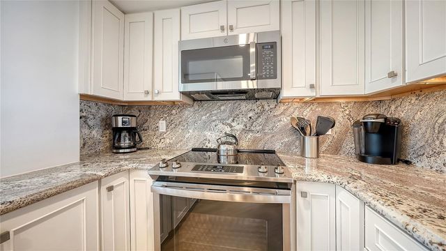 6300 MIDNIGHT PASS ROAD 809, Sarasota, FL 34242