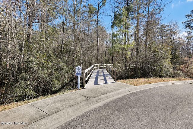 7165 Old Stump Drive SE, Leland, NC 28451