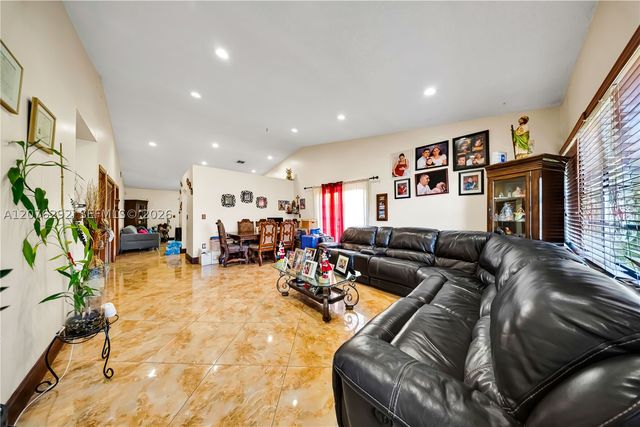 14526 SW 106th Ter, Miami, FL 33186