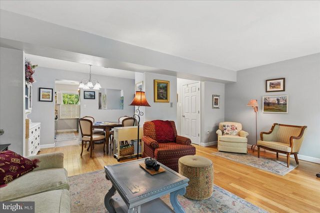 5889 MORNINGBIRD LN, Columbia, MD 21045
