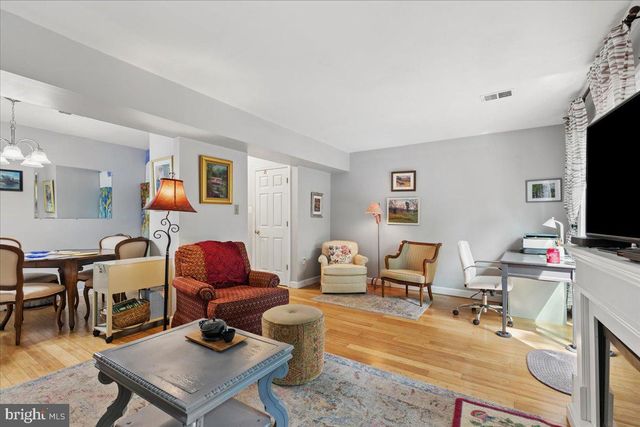 5889 MORNINGBIRD LN, Columbia, MD 21045