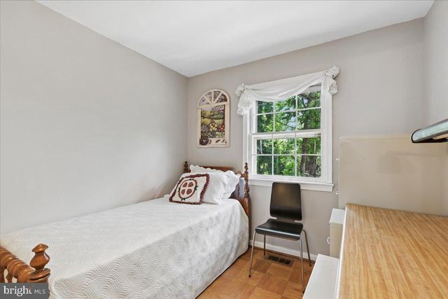 5889 MORNINGBIRD LN, Columbia, MD 21045