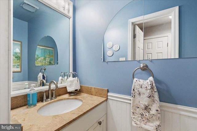 5889 MORNINGBIRD LN, Columbia, MD 21045