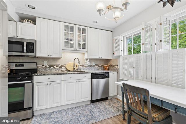 5889 MORNINGBIRD LN, Columbia, MD 21045