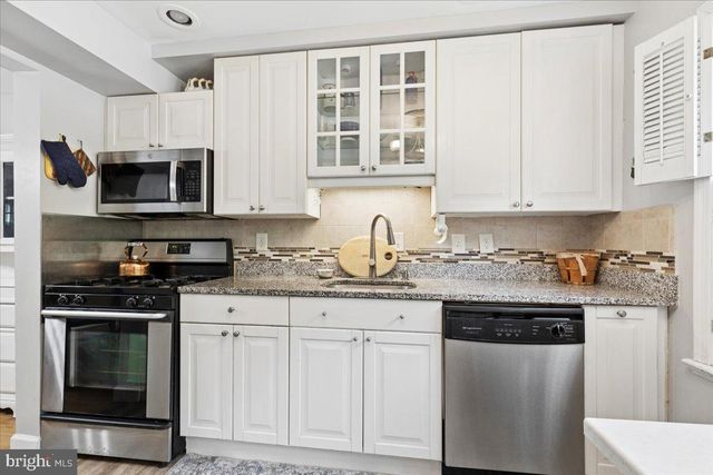 5889 MORNINGBIRD LN, Columbia, MD 21045