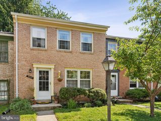 5889 MORNINGBIRD LN, Columbia, MD 21045