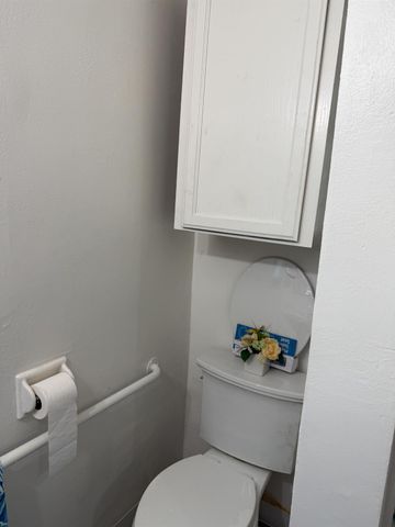 3636 27th Ave, Sacramento, CA 95820