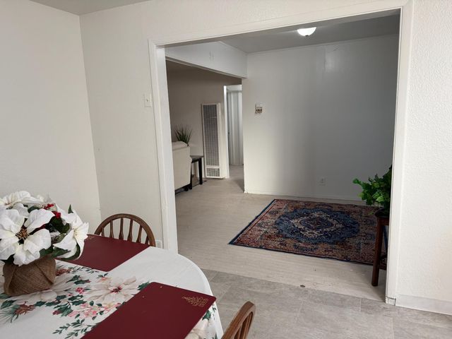 3636 27th Ave, Sacramento, CA 95820