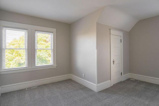 1606 Concordia Avenue, Saint Paul, MN 55104