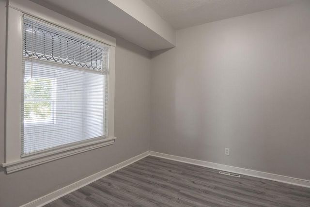 1606 Concordia Avenue, Saint Paul, MN 55104