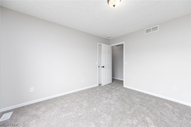 11814 Craig Drive, Strongsville, OH 44149