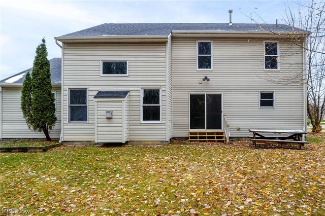 11814 Craig Drive, Strongsville, OH 44149