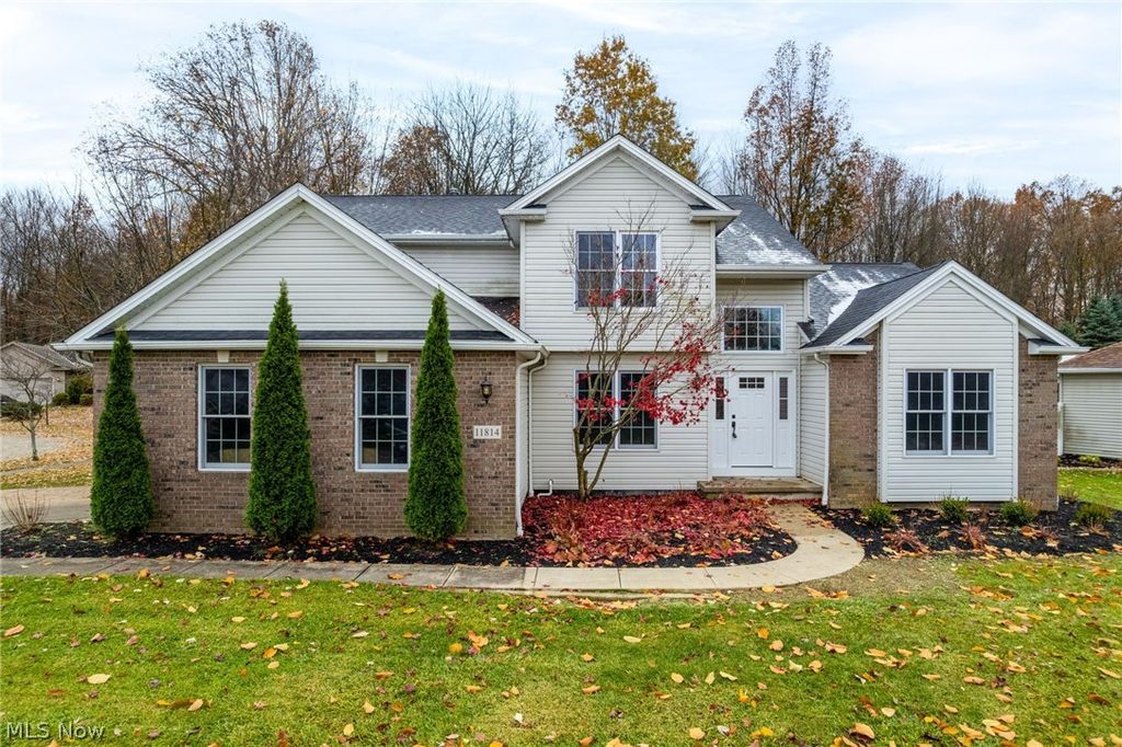11814 Craig Drive, Strongsville, OH 44149