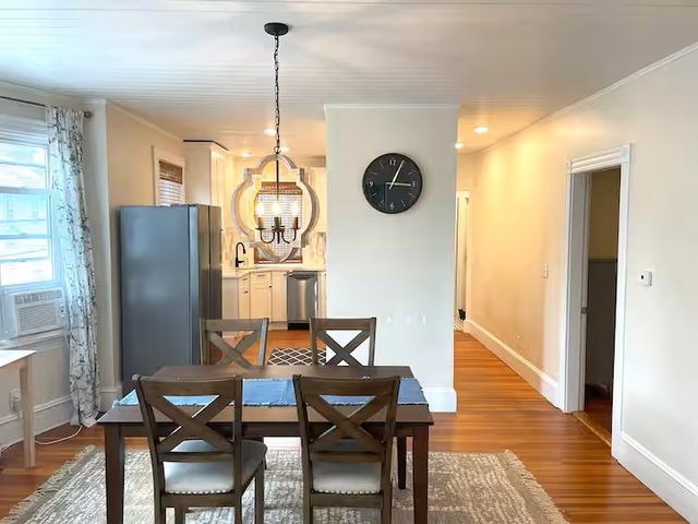 41 Merton Road 2, Newport, RI 02840