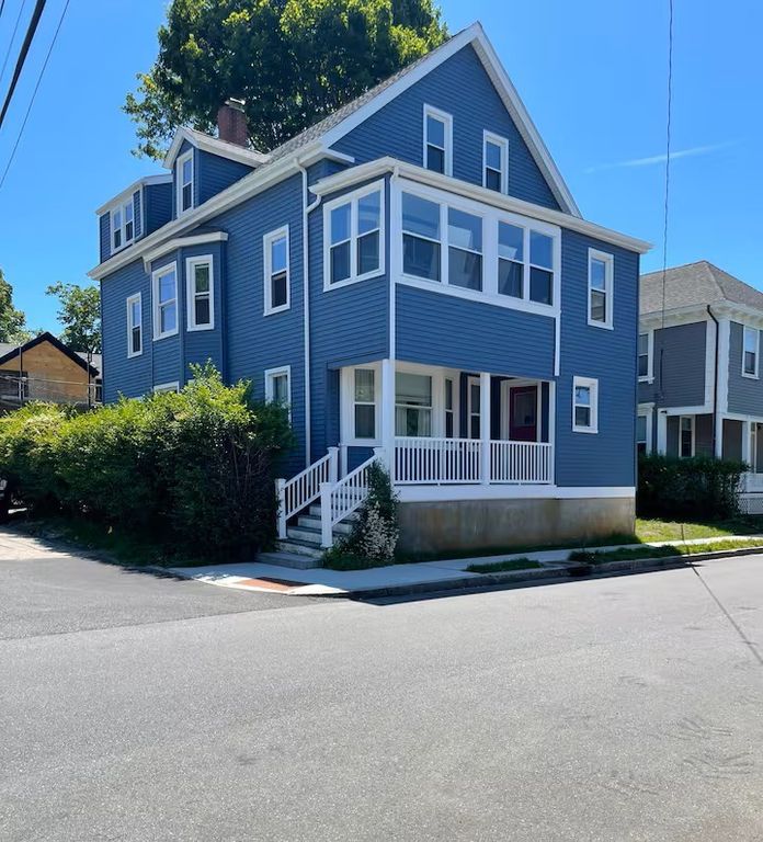 41 Merton Road 2, Newport, RI 02840