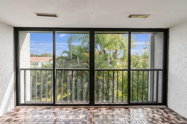 4080 Tivoli Court 302, Lake Worth, FL 33467