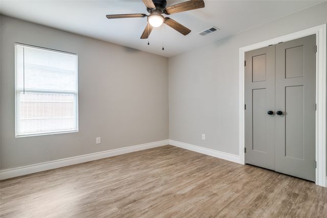 2734 Waters Edge, Quinlan, TX 75474