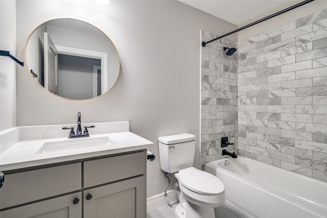 2734 Waters Edge, Quinlan, TX 75474