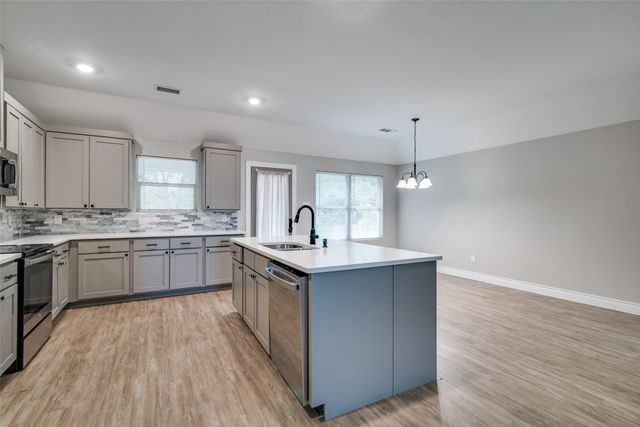 2734 Waters Edge, Quinlan, TX 75474
