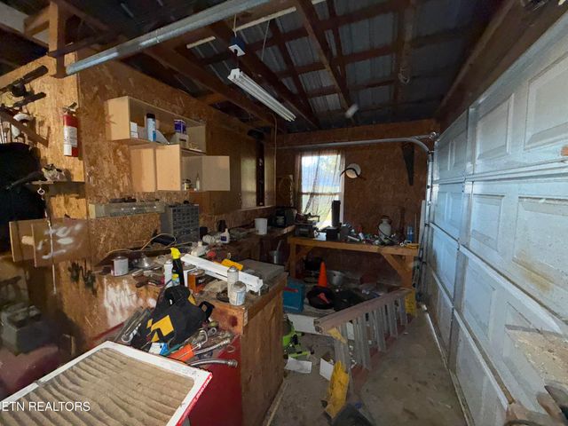 1230 butch bayless Lane, Seymour, TN 37865