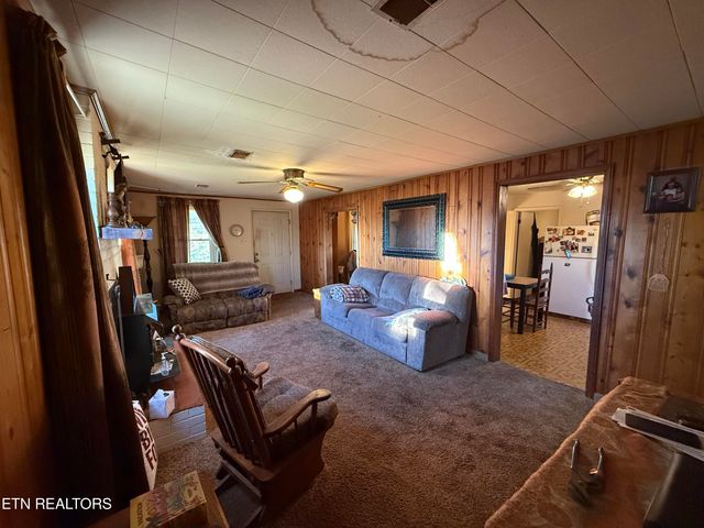 1230 butch bayless Lane, Seymour, TN 37865