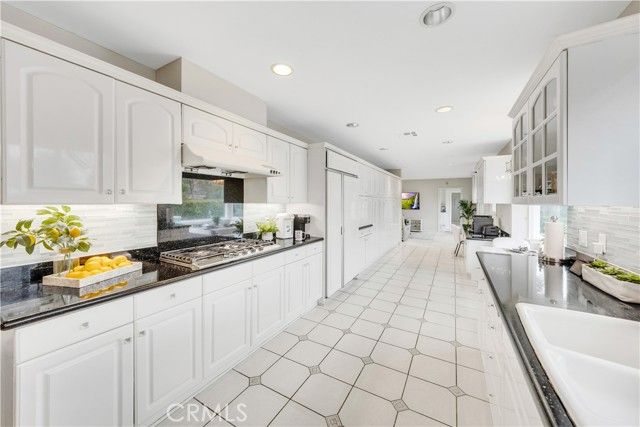 2835 Devonport, San Marino, CA 91108