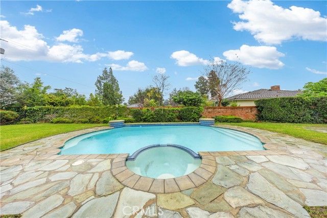 2835 Devonport, San Marino, CA 91108